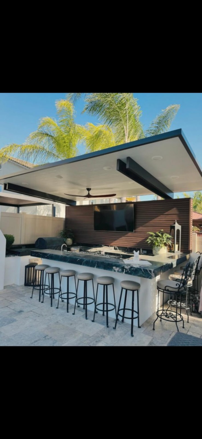 Covered entertaining area