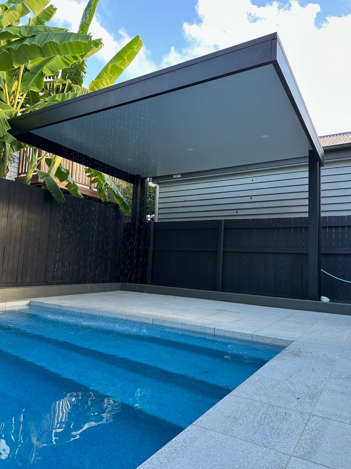 Aluminium poolside pergola